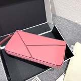可愛いロエベ 財布 パズル 偽物 ラウンドジップ ウォレット lot61143