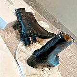 日本未入荷 マルジェラ 足袋ブーツ 偽物 タビ アンクルブーツ カーフスキンレザー ヒール高3.5cm May14761