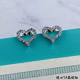 セール新作 ティファニー ラビングハート ピアス コピー Tij26866
