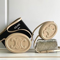 すぐ届くセリーヌ OVAL SHOULDER CLUTCH トリオンフ 偽物 Cef35437 すぐ届くセリーヌ OVAL SHOULDER CLUTCH トリオンフ 偽物 Cef35437