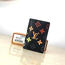 ルイヴィトン 財布 偽物 カードホルダー モノグラム レザー M61696 ルイヴィトン 財布 偽物 カードホルダー モノグラム レザー M61696