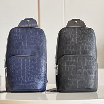 入手困難ルイヴィトン クロコダイル ショルダーバッグ スーパーコピー 2色 vul39937 入手困難ルイヴィトン クロコダイル ショルダーバッグ スーパーコピー 2色 vul39937
