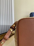 関税なし ルイヴィトン バッグ かごバッグ偽物 キャンプ 取っ手付き ロゴ入り M57704