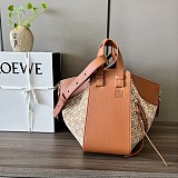22AWロエベ ハンモック コピー ドローストリング ショルダーバッグ loq12097