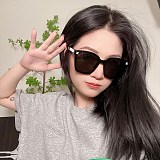 世界中で大人気♪シャネル 5421 ロゴ サングラス スーパーコピー shp85285
