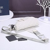 確保済みディオール Saddle バッグ 偽物 Oblique ベージュ クロスボディ 1ADPO093YZY