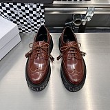 n級 おすすめセリーヌ コピー バルキー トリオンフ パーフォレイテッドベビーズ Ces30008