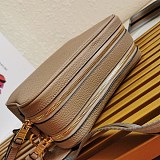 ★日本!!人気！新色 ギフトに最適♪プラダ 偽物ダブルジップ ショルダーバッグ pud22389