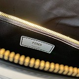 争奪戦フェンディ バイ ザ ウェイ コピー ミディアム レザー ボストンバッグ fed64839
