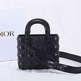 春夏新作レディディオール 偽物 バッグ カナージュ カーフスキン M0538SNEA_M900