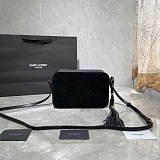 春もの新作サンローラン ショルダーバッグ 偽物☆ルー キルティングレザー カメラバッグ Sar95823
