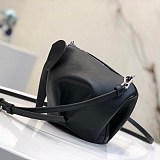 ☆新作☆ ロエベ ショルダーバッグ スーパーコピー エレファント ポーチ loy27058