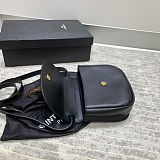 21AW新作サンローラン ショルダーバッグ コピー ロゴ ブラック レザー Sab26796