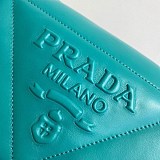 ☆超人気☆【プラダ】コピーパデッドナッパ レザー ショルダーバッグ pub87092