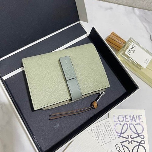 【ロエベ】新作スリムジップ二つ折り財布 コピー Slim Zip Bifold Wallet lom88620