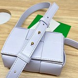 超限定♪ボッテガ ヴェネタ キャンディー カセット 偽物クロスボディミニバッグ bog14612