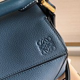 最安値挑戦ロエベ パズルバッグ スーパーコピー トリカラー ショルダーバッグ loh58449