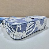 セール新作 プラダ レディース ナイロン ショルダーバッグ 偽物 puj93500