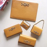 〔グッチ ズゥミ〕レザー ジップアラウンドウォレット偽物gg21082707