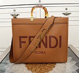 日本未入荷フェンディ サンシャイン コピー レザーショッパーバッグ few61216