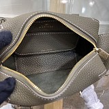 目を惹くカラー デルボー Cool Box クールボックスミニ バッグ 偽物 Dek81234