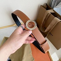 バーバリー エングレイブバックル レザーベルト 偽物 Baf16330 バーバリー エングレイブバックル レザーベルト 偽物 Baf16330