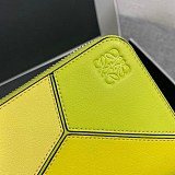 21AW新作ロエベ 財布 パズル パロディ ラウンドジップ ウォレット loi26540
