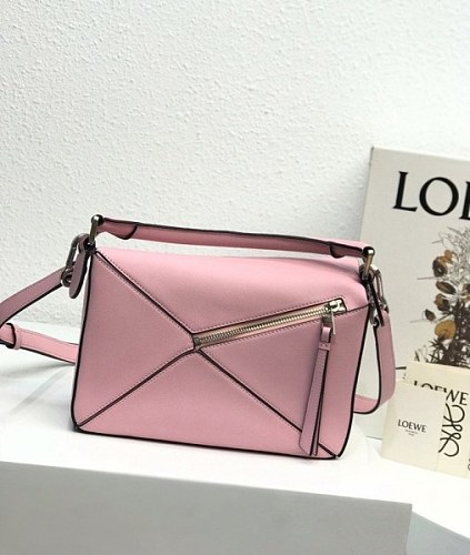 【限定カラー】ロエベ パズルバッグ スーパーコピー トリカラー ショルダーバッグ loz32930