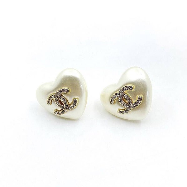 ★日本!!人気!シャネル CCマーク ハート ピアス コピー shv96252