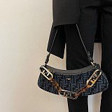 ☆超人気☆フェンディ ショルダーバッグ 偽物 2Way ロゴ O LOCK SWING HOBO fet74122
