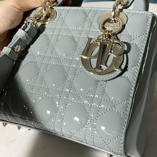 追跡付き発送 レディ ディオール スモールハンドバッグ コピーカーフスキン ショルダー dek29393