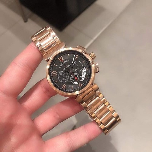 ルイヴィトン 時計 スーパーコピー タンブール ストリート ダイバー メンズ 44mm vup26806