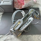 大人気！バレンシアガ ネオクラシック シティ コピー ミニバッグ グレー bay73629