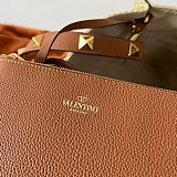 ヴァレンティノ 偽物 ガラヴァーニ Vロゴ ビスコース & レザー かごバッグ Vus20515