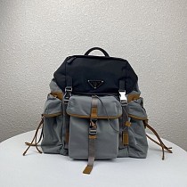 世界中で大人気♪プラダ コピー☆テクニカルファブリックサフィアーノレザー バックパック puh47642