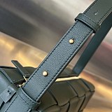 ボッテガ ヴェネタ カセット クロスボディバッグ コピー【人気商品】 bob59000