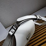 大人気! プラダ★フラップ付きクレオショルダーバッグ 偽物 1BD303