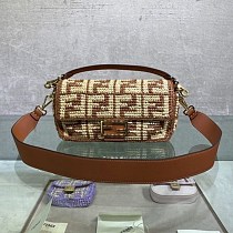 ★日本!!人気！フェンディ☆バゲット 偽物 ラフィアバッグ FFクロシェ feq96183