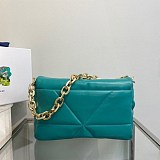 ☆超人気☆【プラダ】コピーパデッドナッパ レザー ショルダーバッグ pub87092