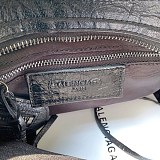 バレンシアガ 偽物 グラフィティ クラシック ミニシティ XS bab78440