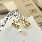【可愛い☆】ディオール スター ピアス 偽物 メタル・レジンパール・ミラー E2331WOMPL_D301