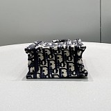 一目惚れ♪ディオール BOOK TOTE 偽物 ミニ フォンバッグ S5555CRIW_M928
