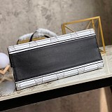 【国内完売】ヴィトン オンザゴー MM コピー トートバッグ M59264