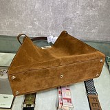 21AW新作フェンディ ピーカブー アイシーユー 偽物 ラージ バッグ fea76083