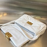 ボッテガヴェネタ ピロー コピー ショルダーバッグ bos29046