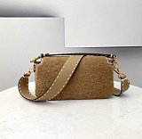 大人気！フェンディ バゲット 偽物 シープスキンバッグ fee80232