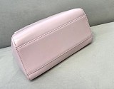 定番フェンディ ピーカブー コピー ミニ レザー バッグ fel90155
