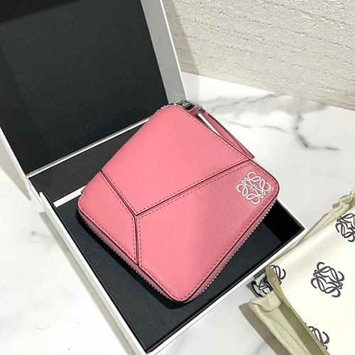 完売必至 ロエベ◇パズル◇ラウンドジップ二つ折り財布 偽物 lob61633