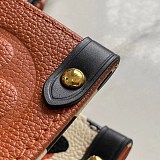 ルイヴィトン オンザゴー MM 偽物 トートバッグ モノグラム vus43707