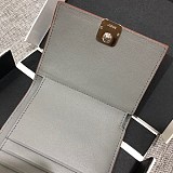春もの新作【ロエベ ウォレット コピー】 アナグラム トリフォルド 6 cc ウォレット loe35533